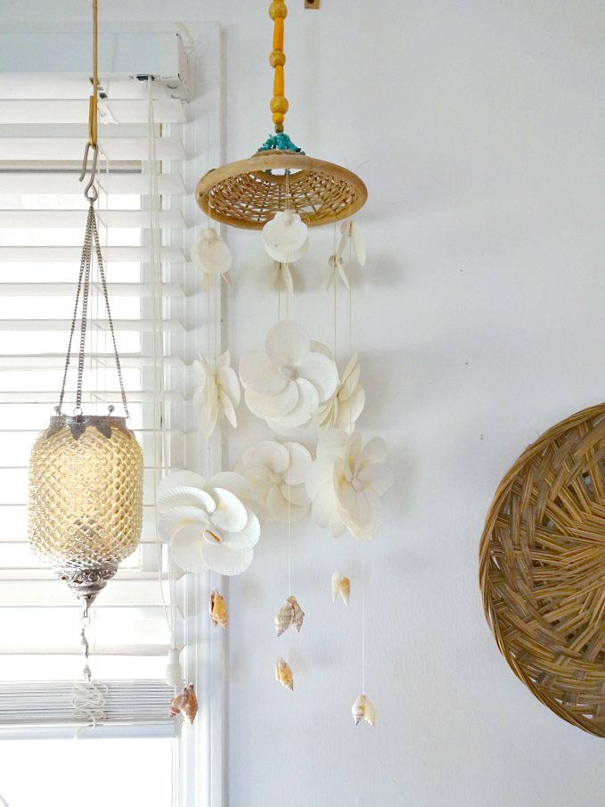 madeover seashell mobile from thrift store to pretty