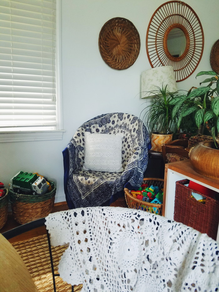 Fall cozy bohemian dining room nook 