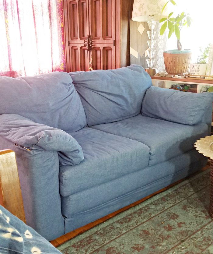 generic hand me down ugly sofa boho-ified with items around the house