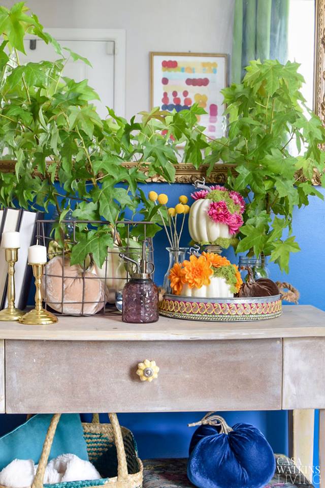 Casa Watkins Living: Fall Entryway Decorating With Pumpkins