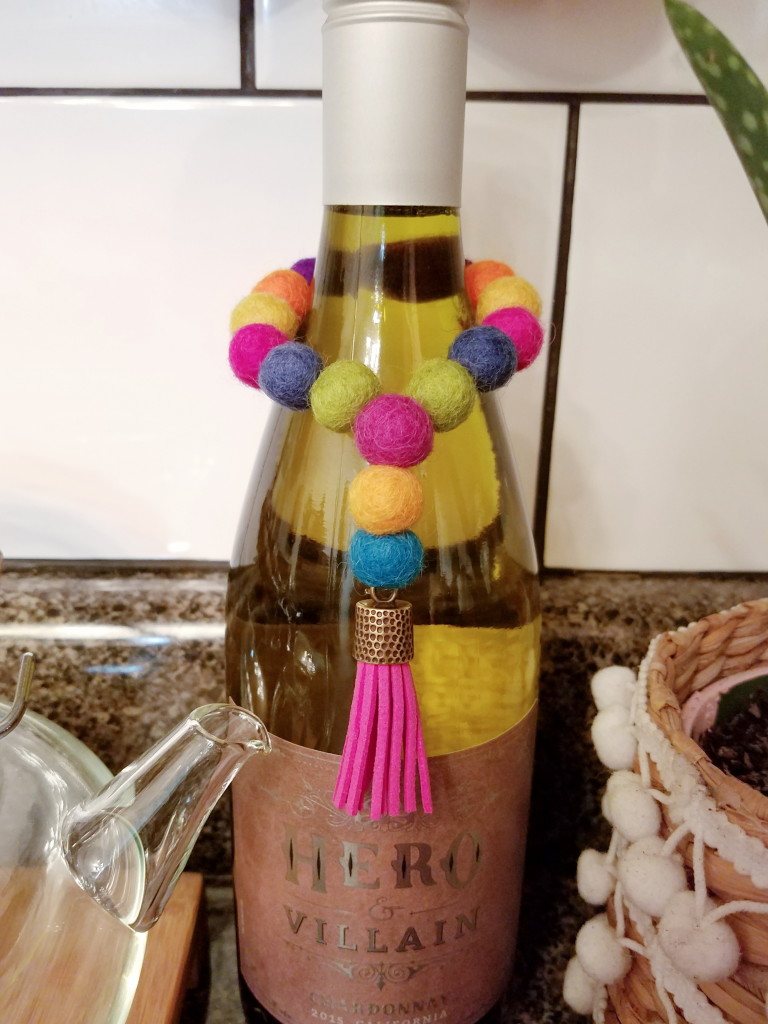 DIY Hostess Bottled Gift Felt and Tassel Charm tutorial