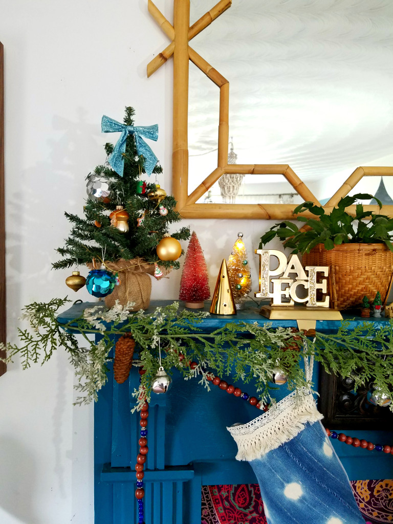 colorful-eclectic-christmas-mantel