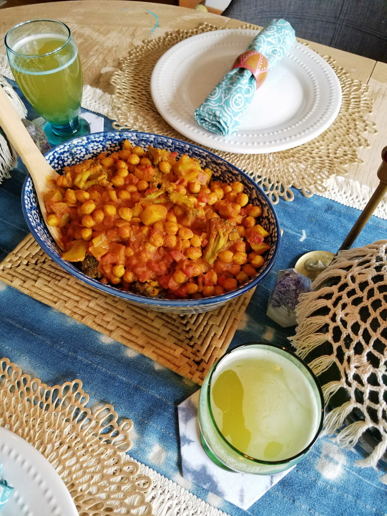 Vegan chana masala dinner recipe.