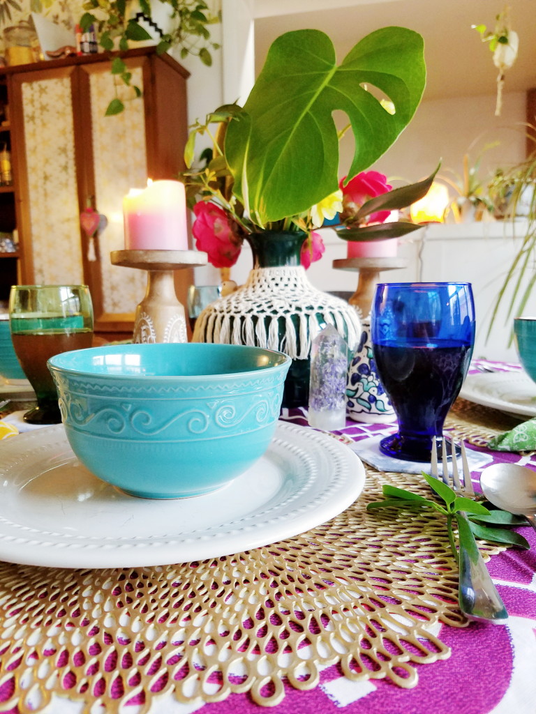 Budget Friendly spring tablescape 