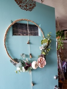 Modern Scandi Boho Fall Wreath - Tutorial via adesignerathome @thebohoabode